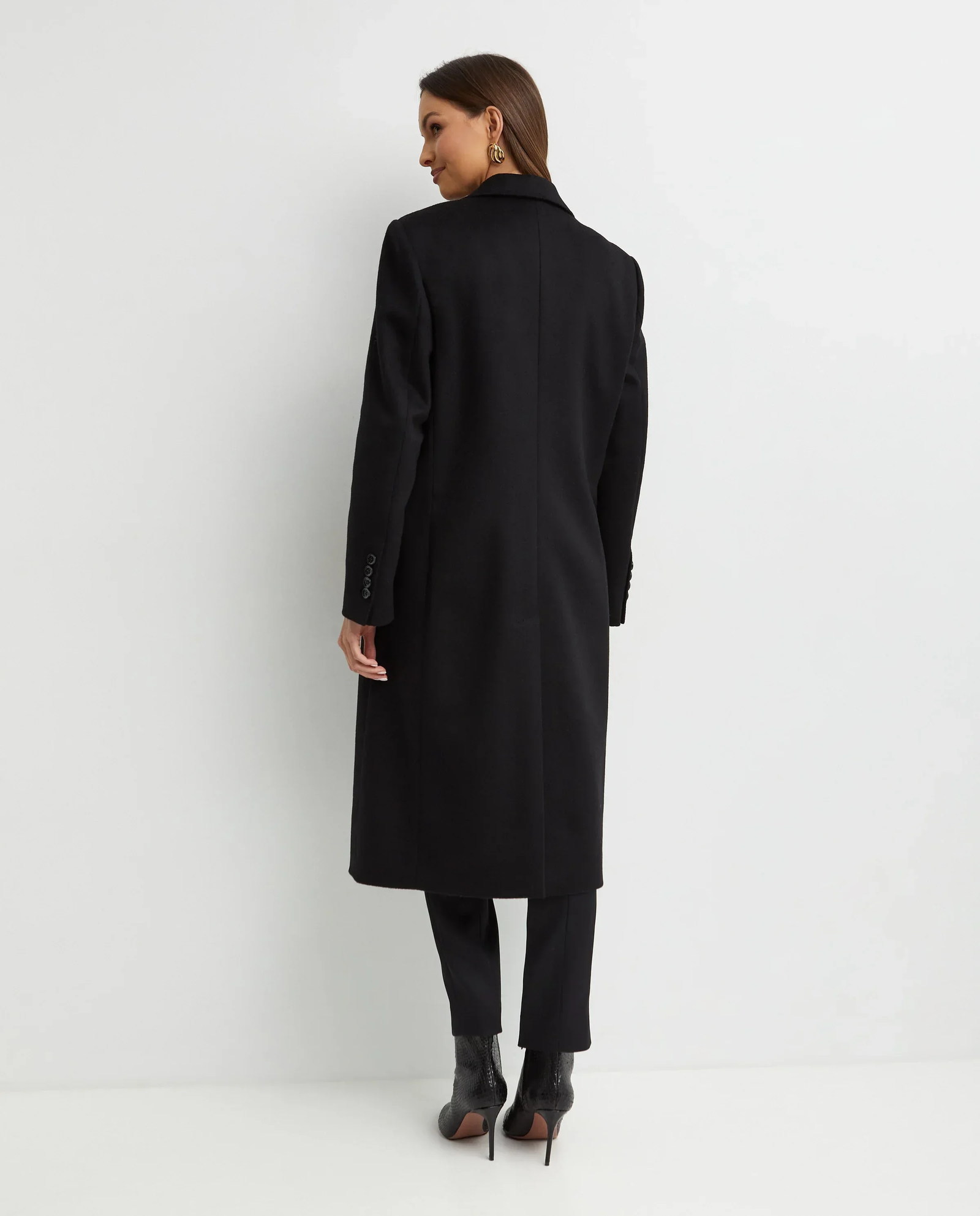 Czarny jednorzędowy płaszcz - Image #3