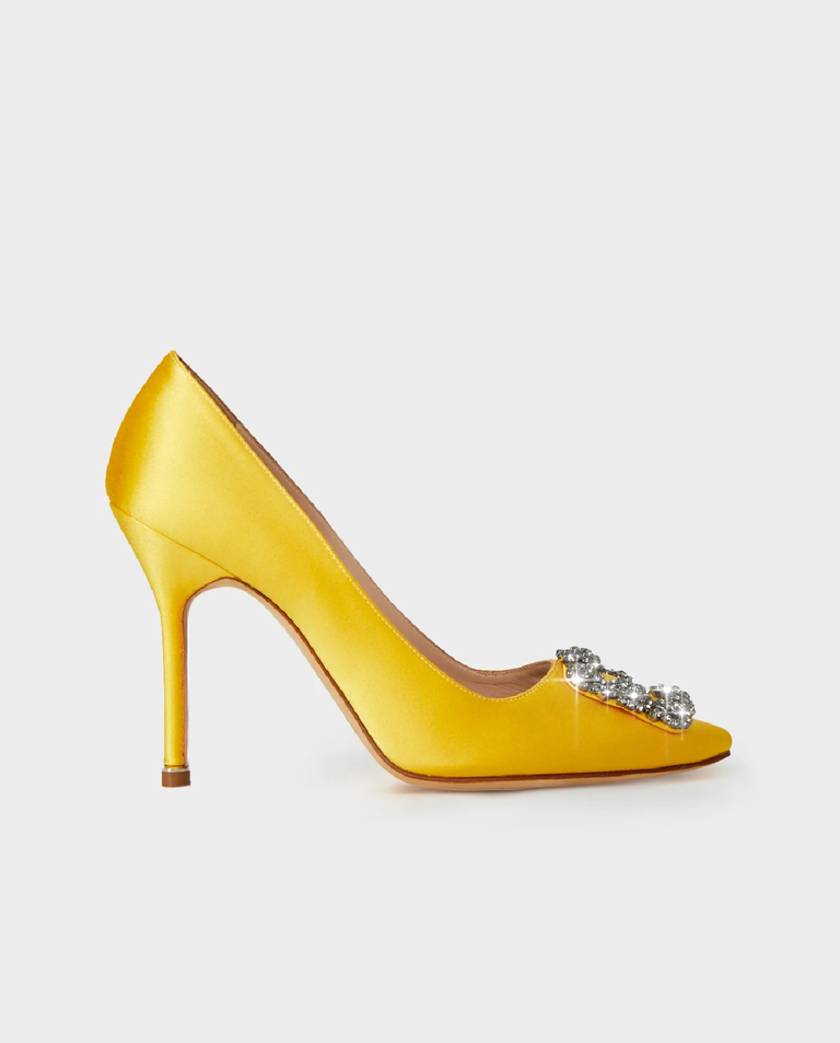 Żółte szpilki Hangisi