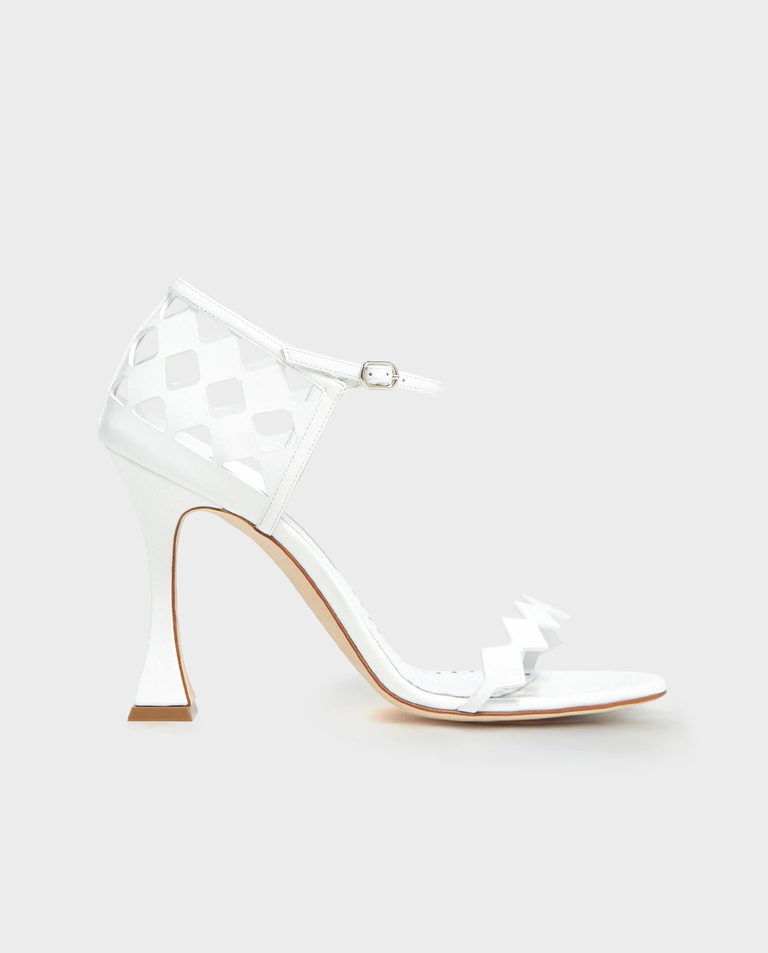 Białe ażurowe sandały Kalun 10.5 cm