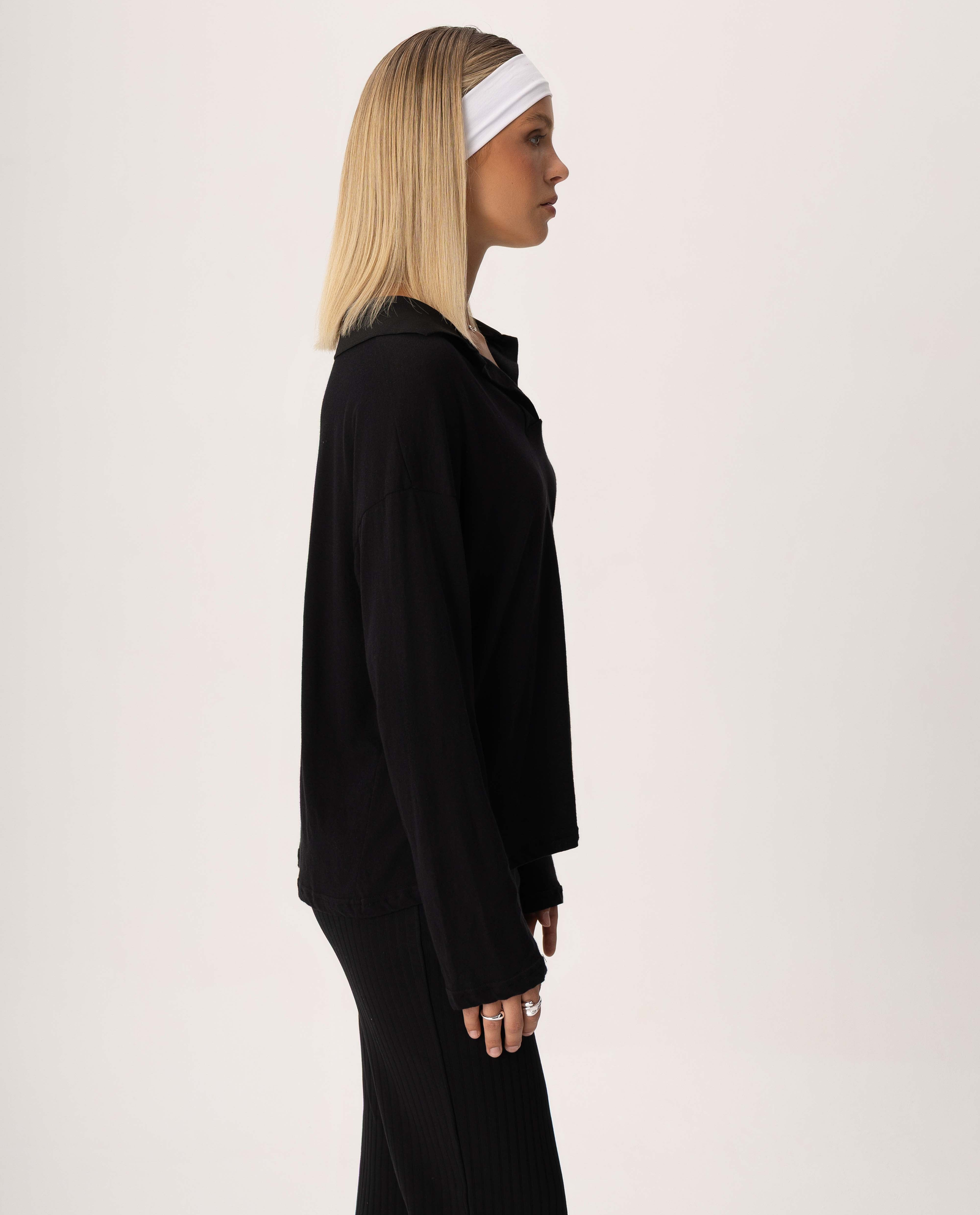 Czarny longsleeve Corta - Image #2