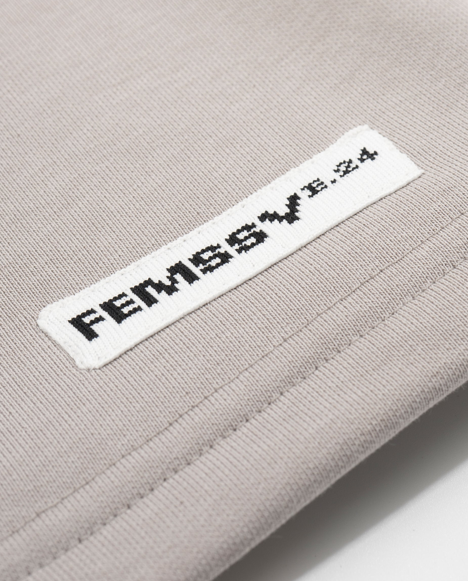 Beżowa spódniczka Essence - Image #6