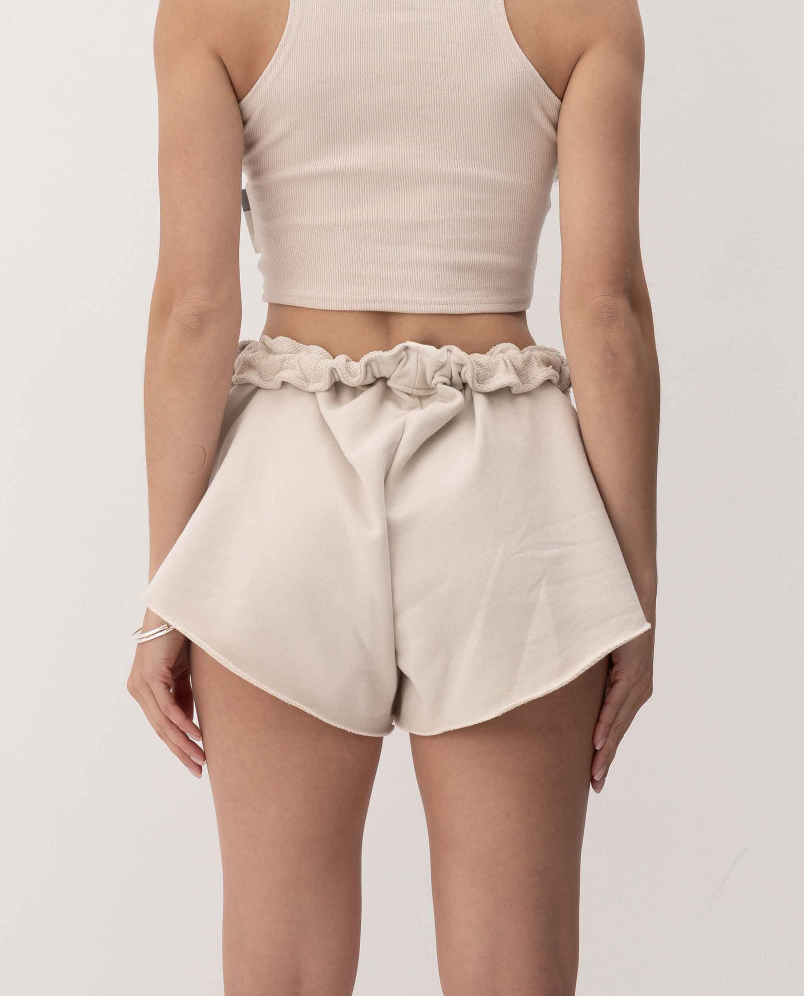 Beżowe szorty Flare - Image #3