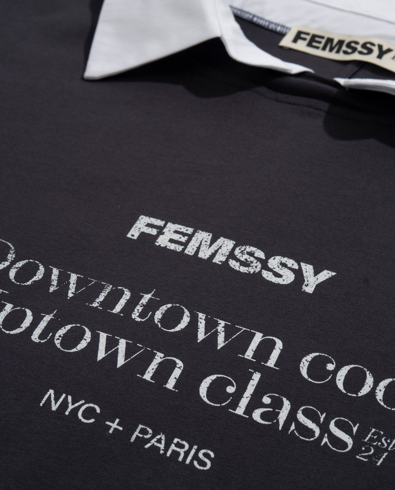 Szary t-shirt z wystającą koszulą - Image #4