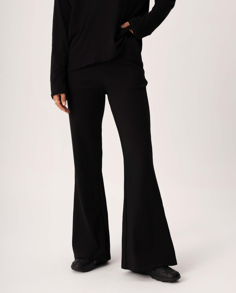 Czarne spodnie w prążek Sway