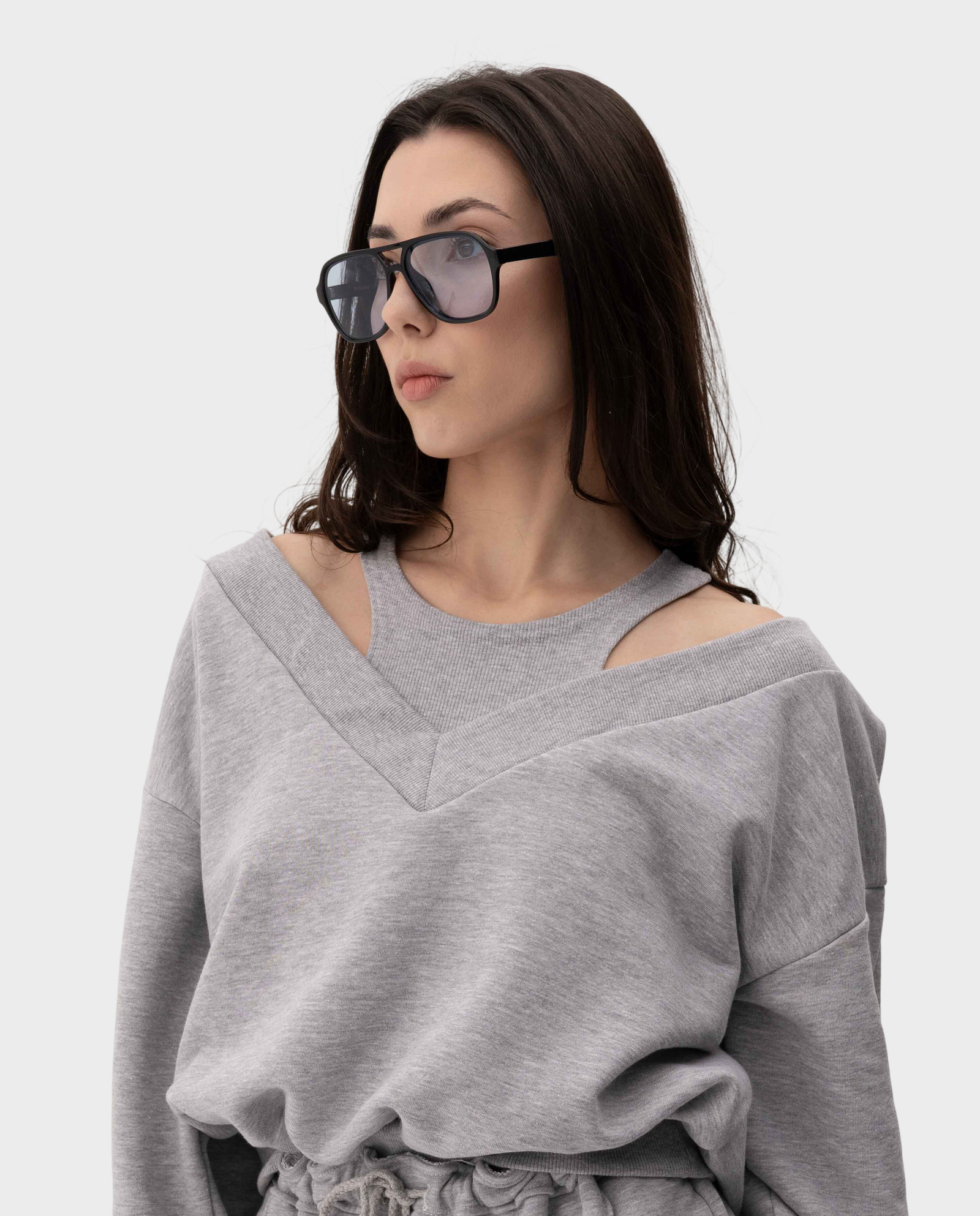 Szara bluza z dekoltem w serek Vallure - Image #1