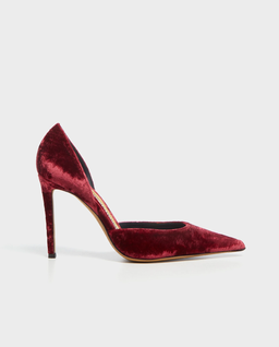 Bordowe szpilki z ostrym czubkiem - Image #0