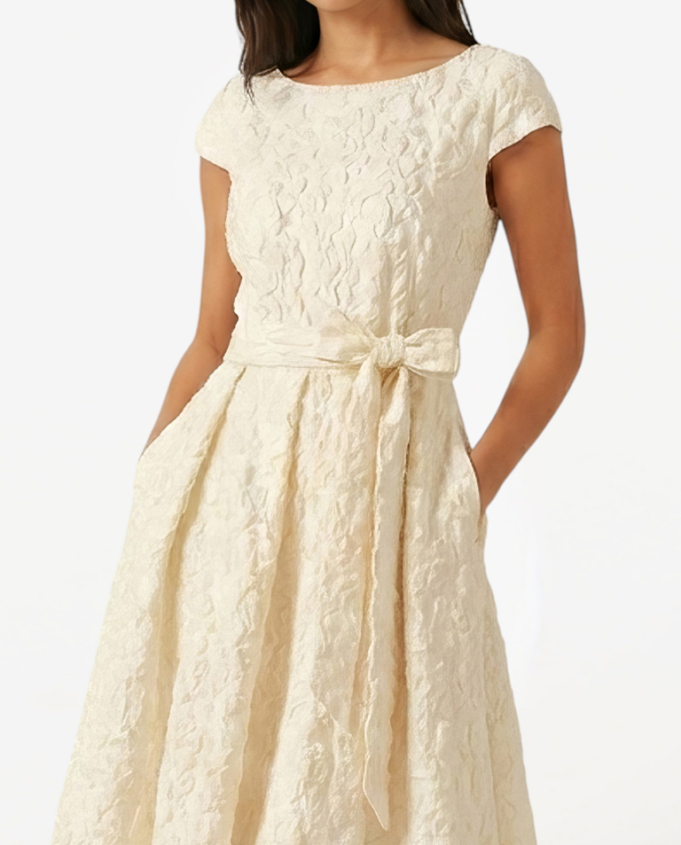 Kremowa sukienka Rosa Divina - Image #2