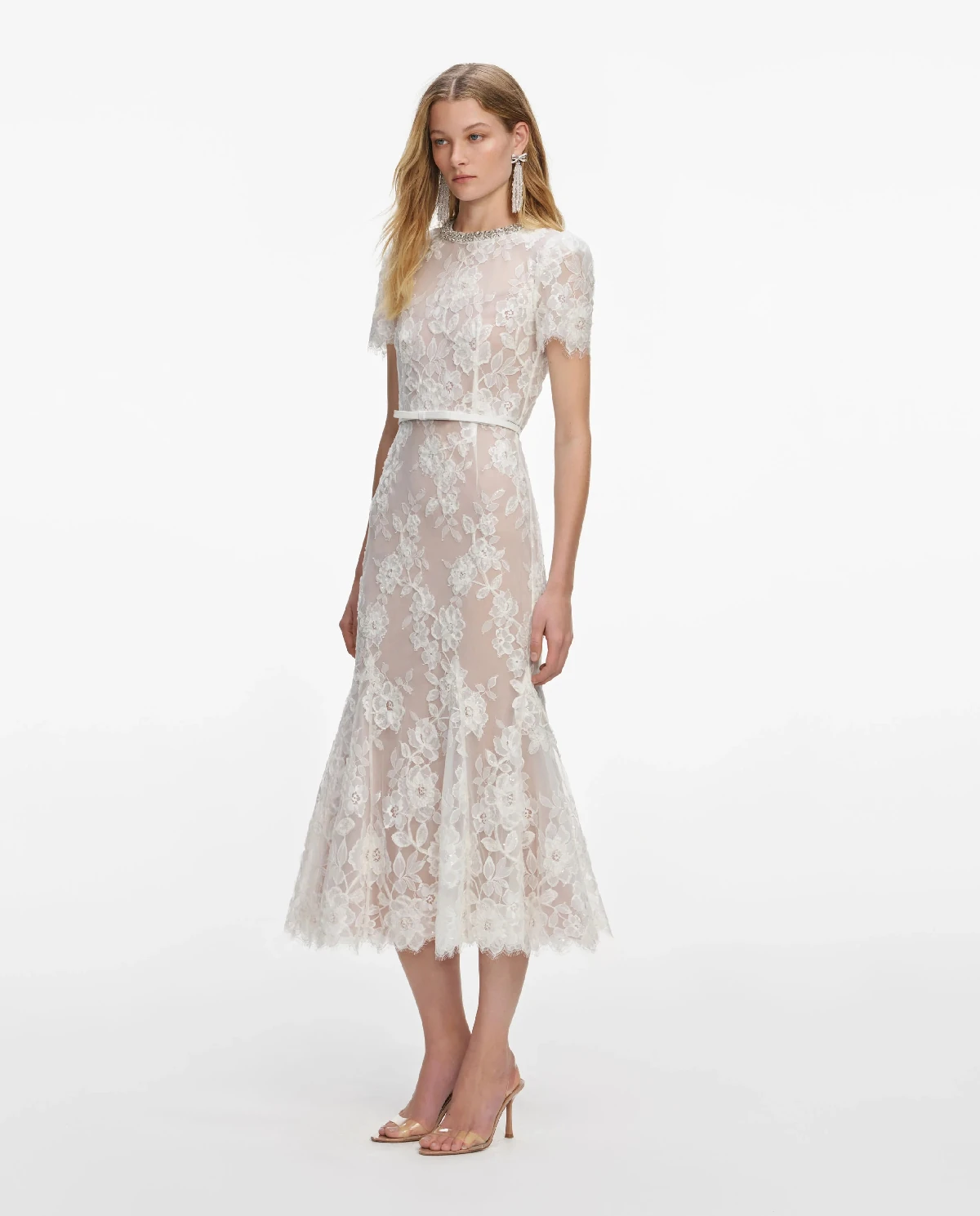 Biała koronkowa sukienka midi z cekinami - Image #1