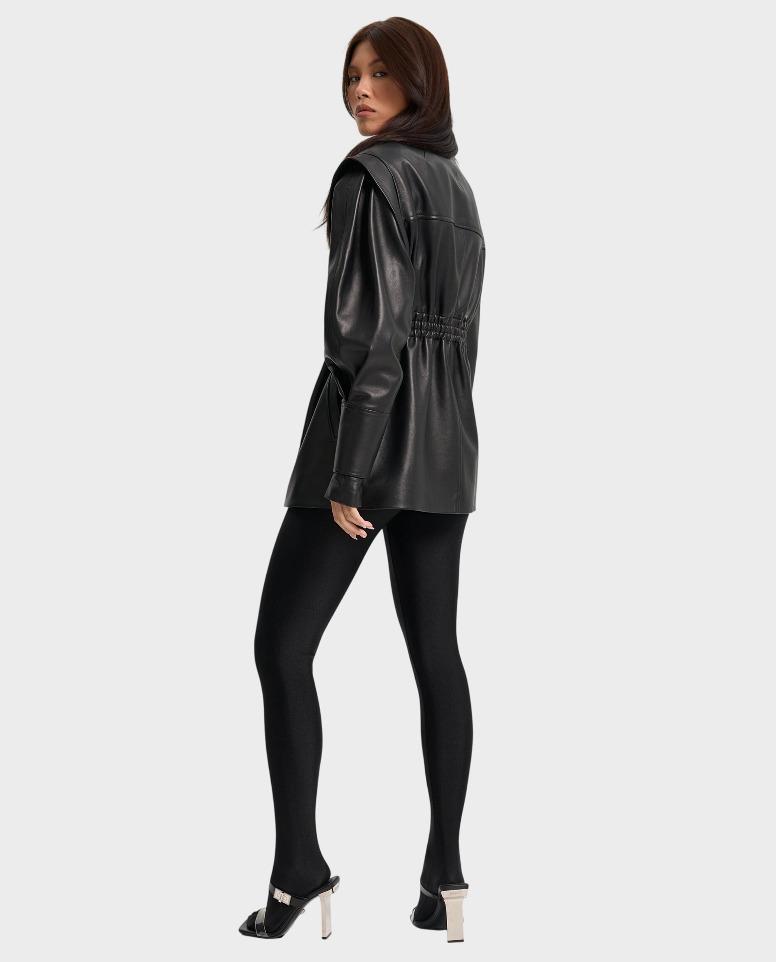 Skórzana kurtka z szerokimi ramionami Vera - Image #3