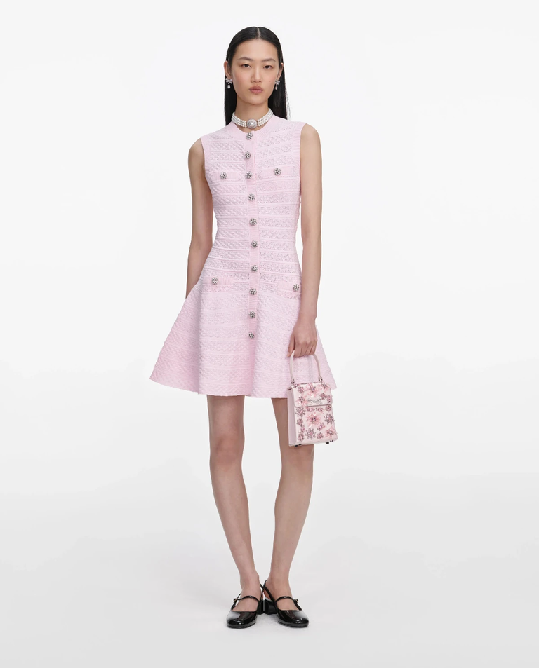 Różowa dzianinowa sukienka mini