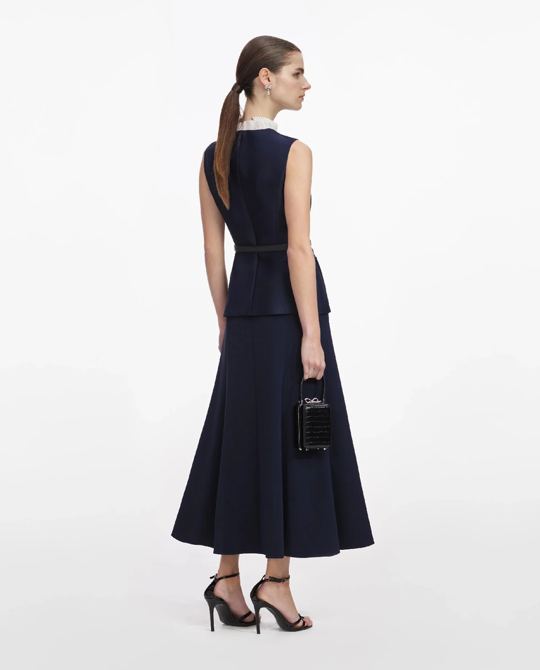 Granatowa sukienka midi z falbaną - Image #2