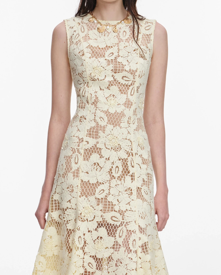 Żółta koronkowa sukienka midi - Image #3