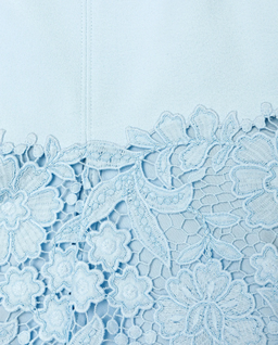 Błękitna sukienka mini z koronką - Image #4