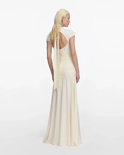 Żółta sukienka maxi z drapowaniem - Image #2