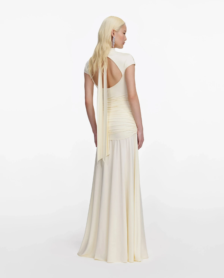 Żółta sukienka maxi z drapowaniem - Image #2