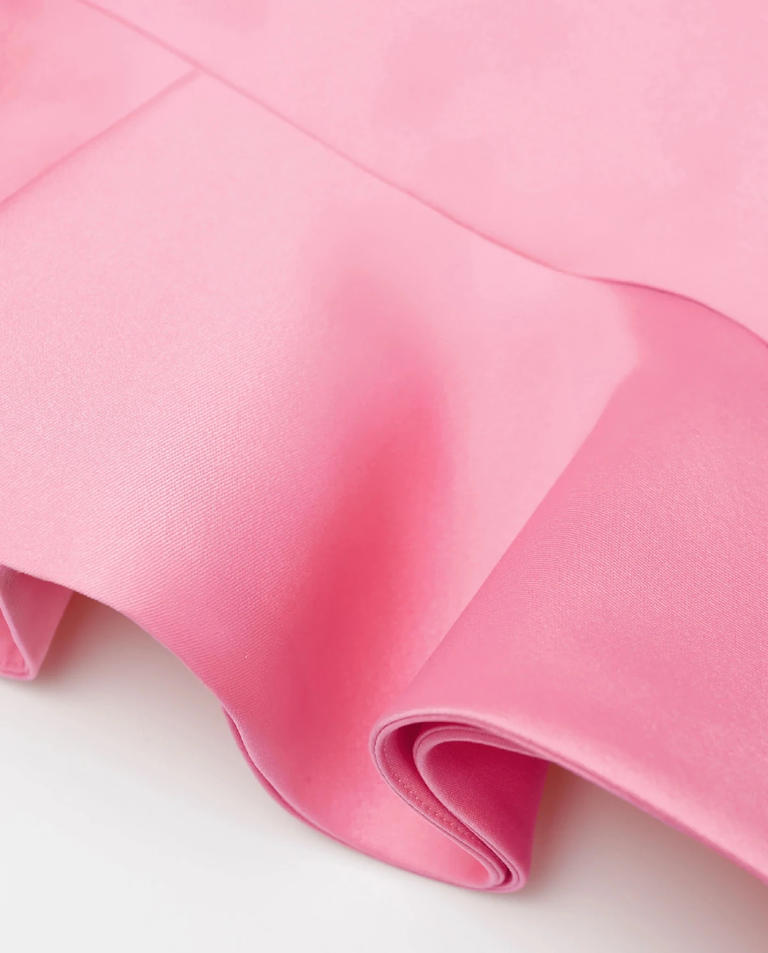 Jaskraworóżowa sukienka mini z falbaną - Image #4