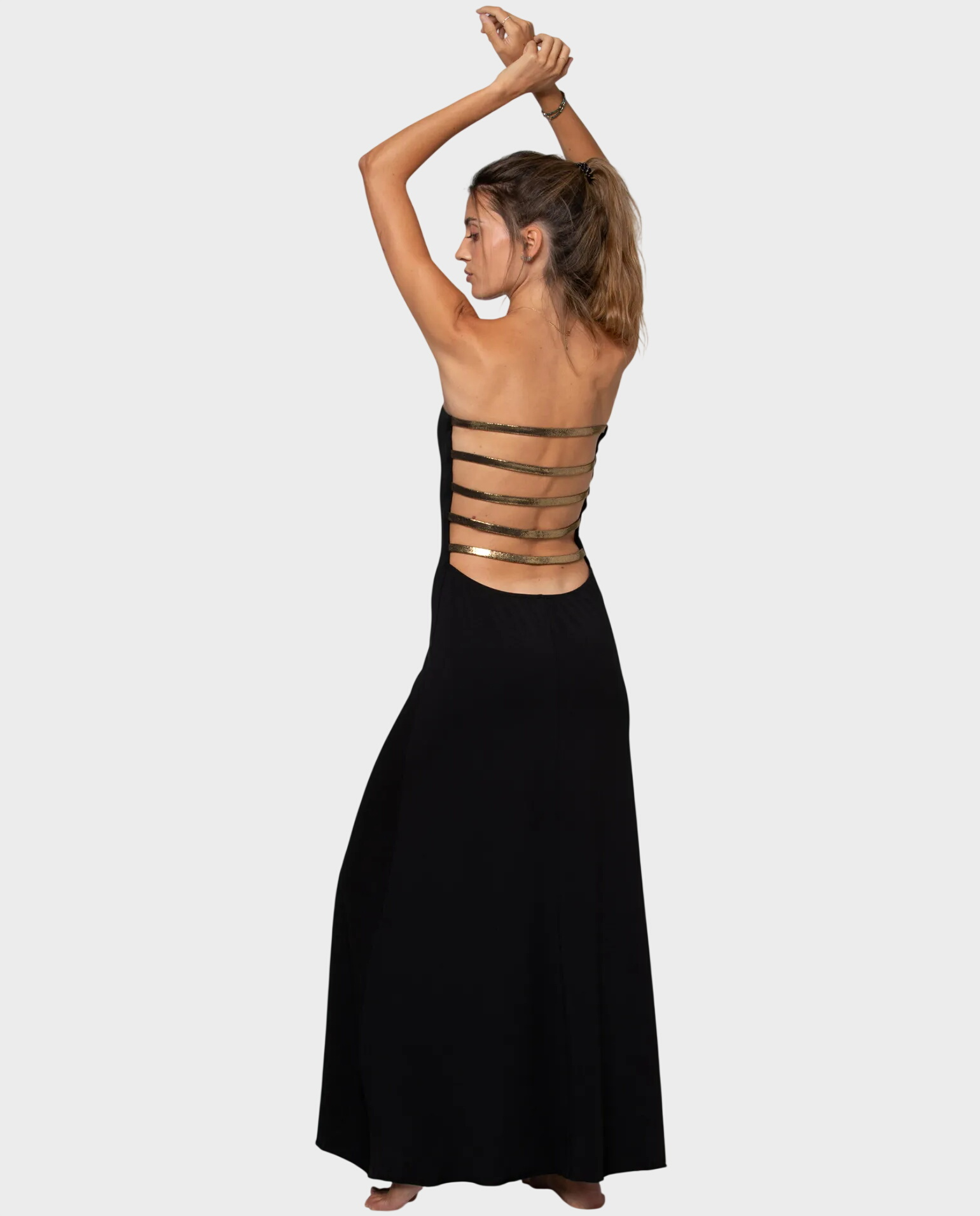 Sukienka z ozdobnym tyłem Swana - Image #0