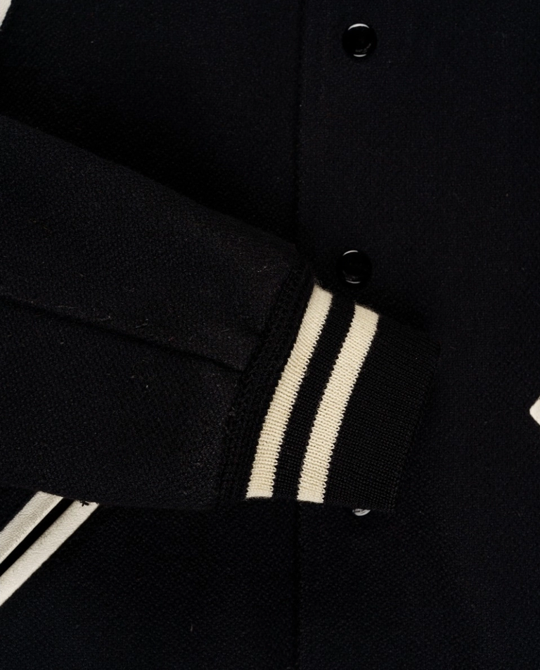 Czarna kurtka typu bomber - Image #3