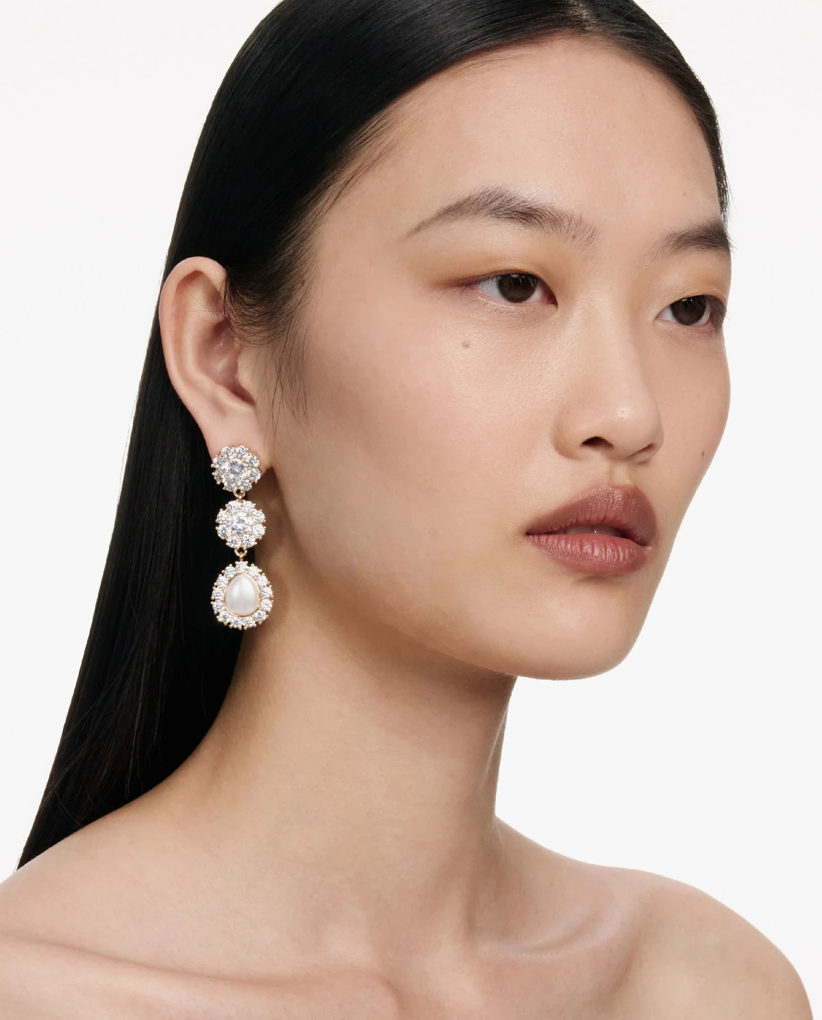 Kryształowe kolczyki w kształcie kwiatów - Image #1