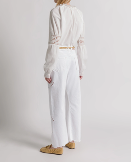 Białe jeansy z kwiatowym haftem - Image #3