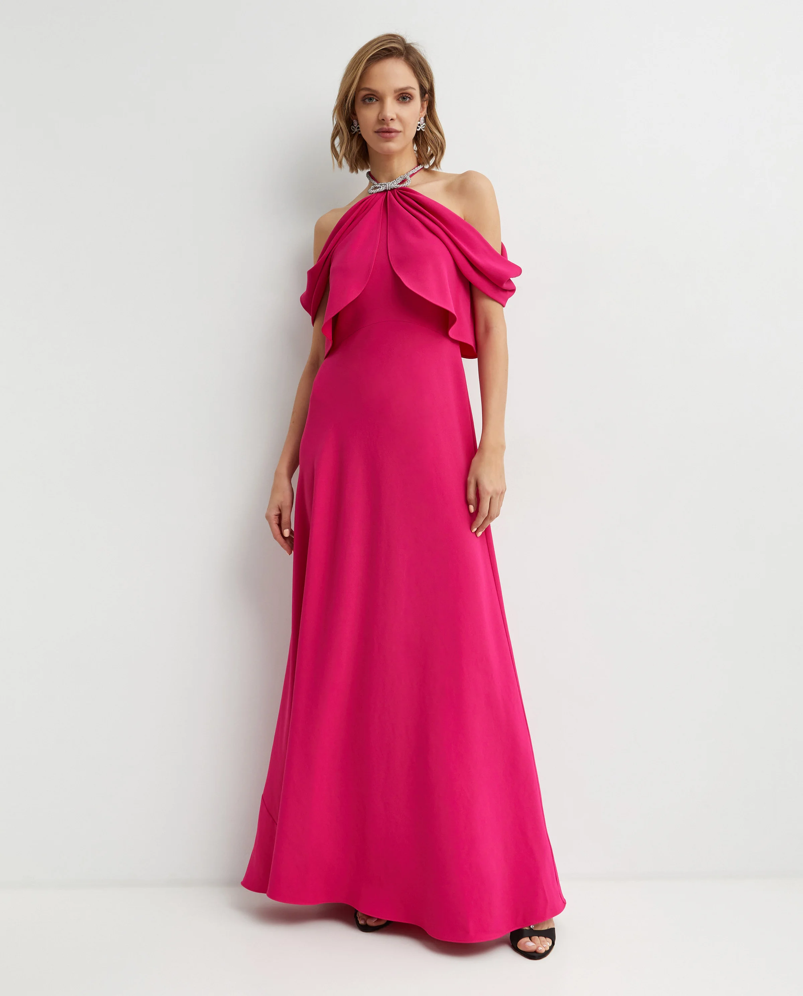 Różowa suknia z ozdobną kokardą - Image #2