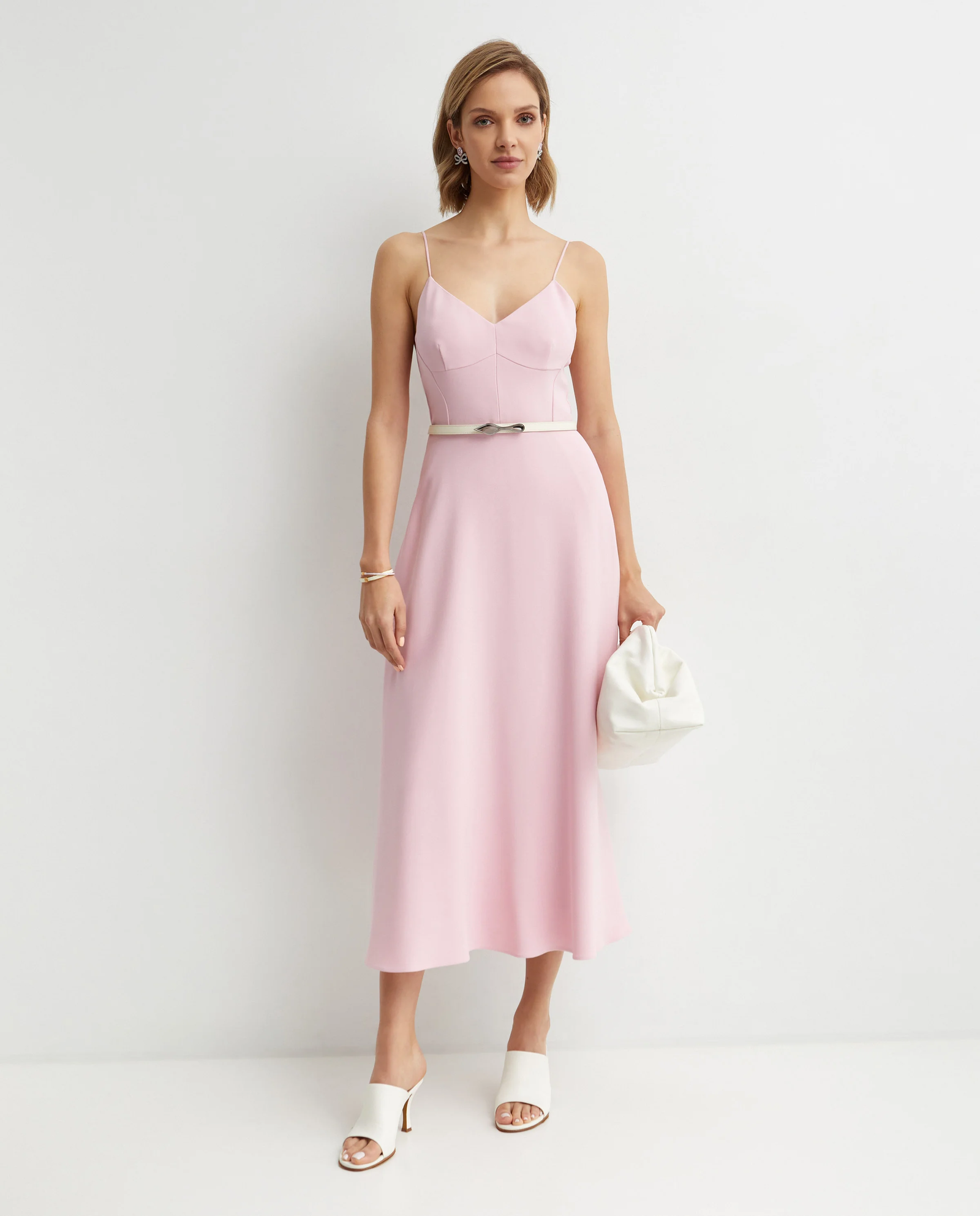 Różowa sukienka midi - Image #1