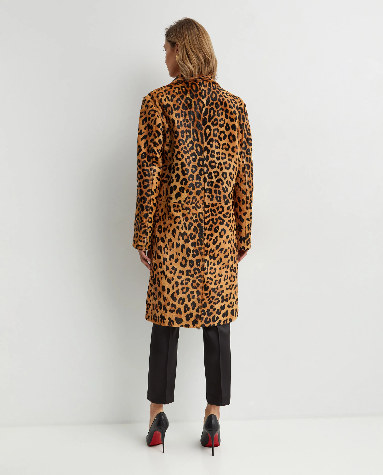 Skórzany płaszcz w panterkę - Image #2