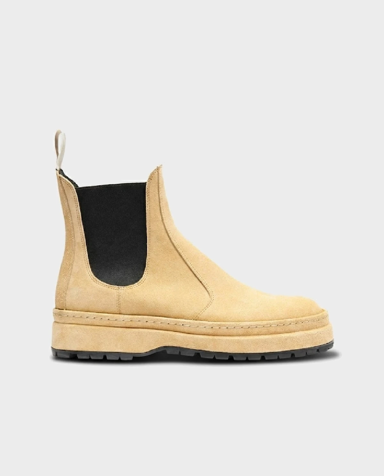 Beżowe botki ze skóry zamszowej