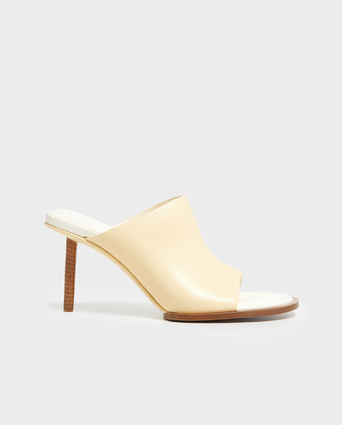 Kremowe klapki na szpilce Rond Carre - Image #0