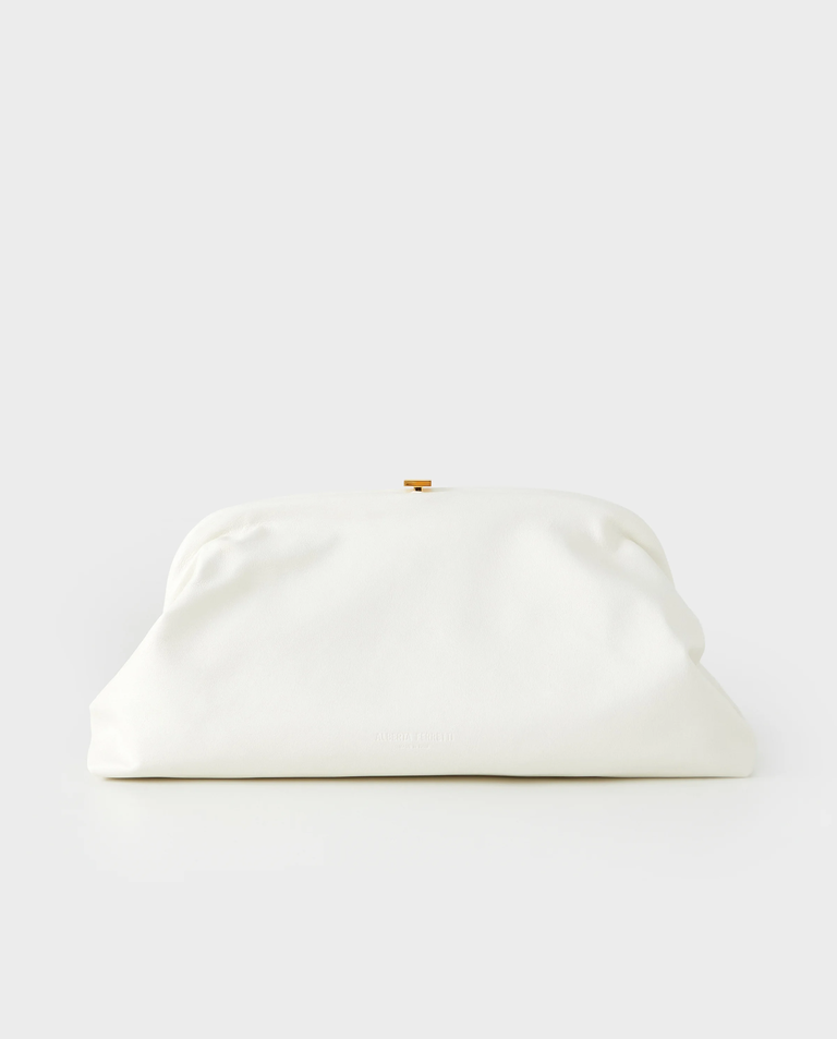 Biała skórzana torebka