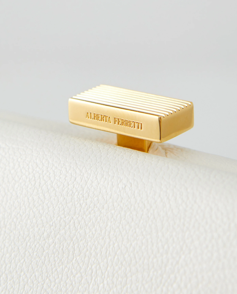 Biała skórzana torebka - Image #5