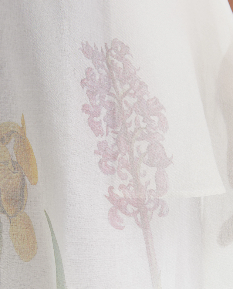 Biała sukienka midi z kwiatowym motywem - Image #4