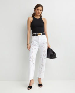 Białe jeansy z kwiatowym haftem - Image #1