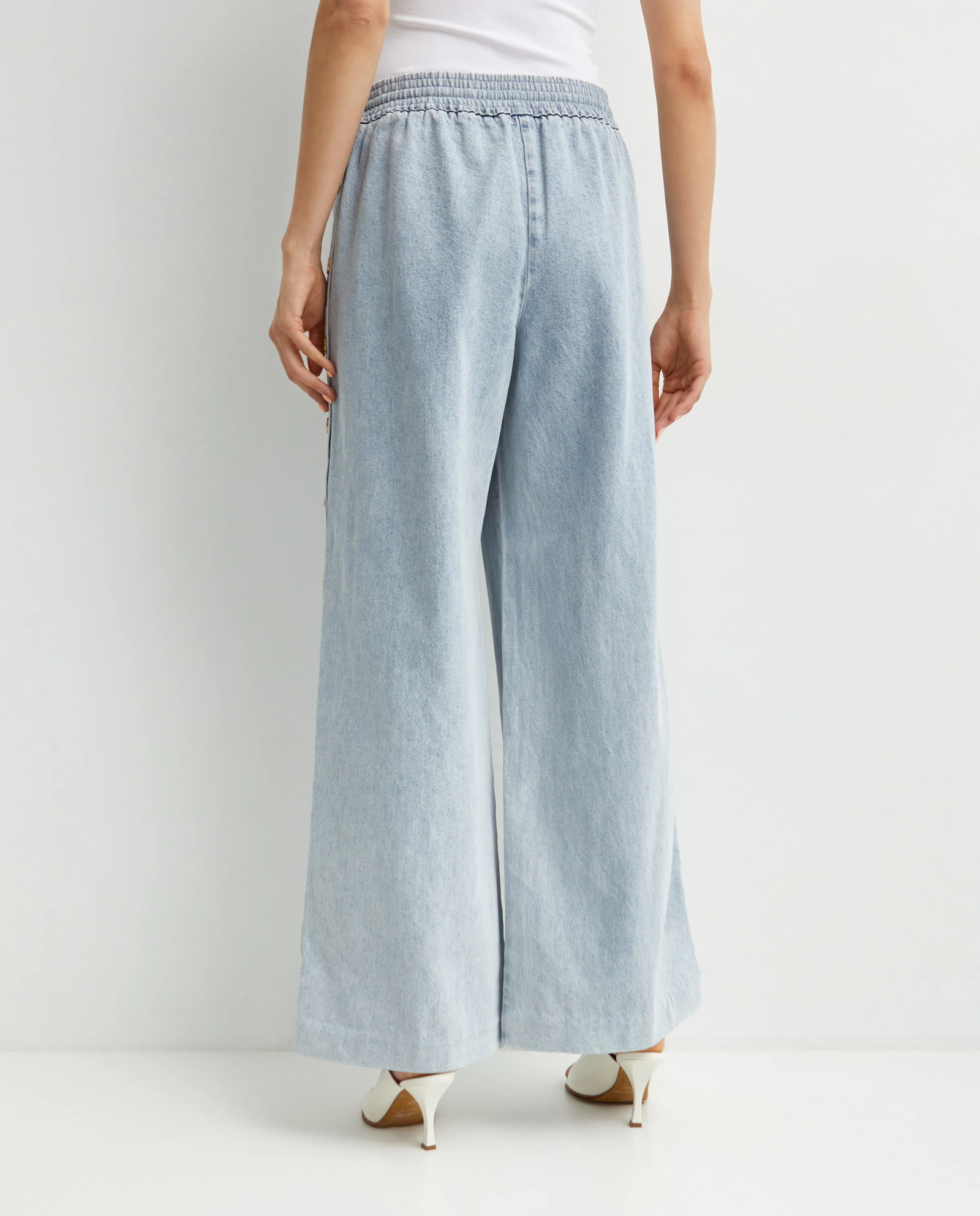 Jasnoniebieskie jeansy Rebellion Snap - Image #3