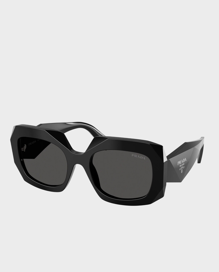 Okulary przeciwsłoneczne w kolorze czarnym