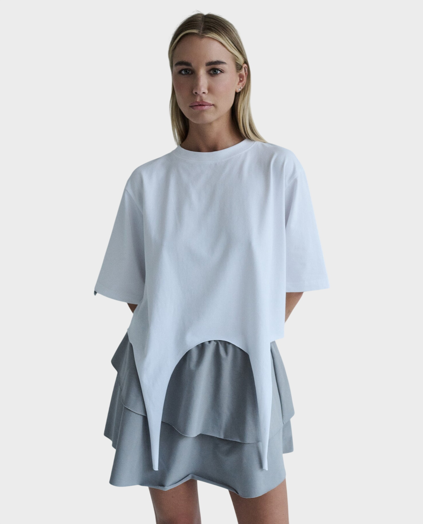 Biały t-shirt z wiązaniem Nela - Image #1