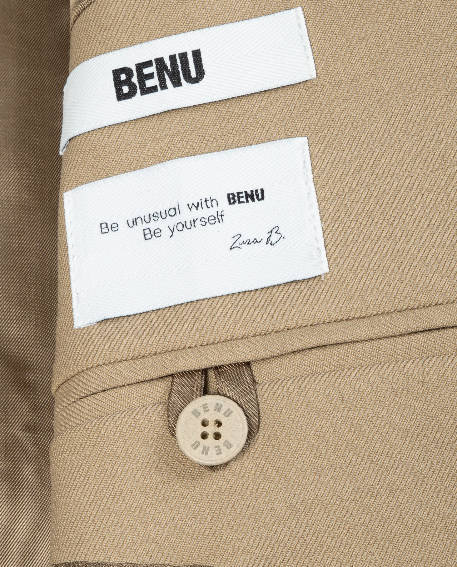 Krótka karmelowa marynarka - Image #3