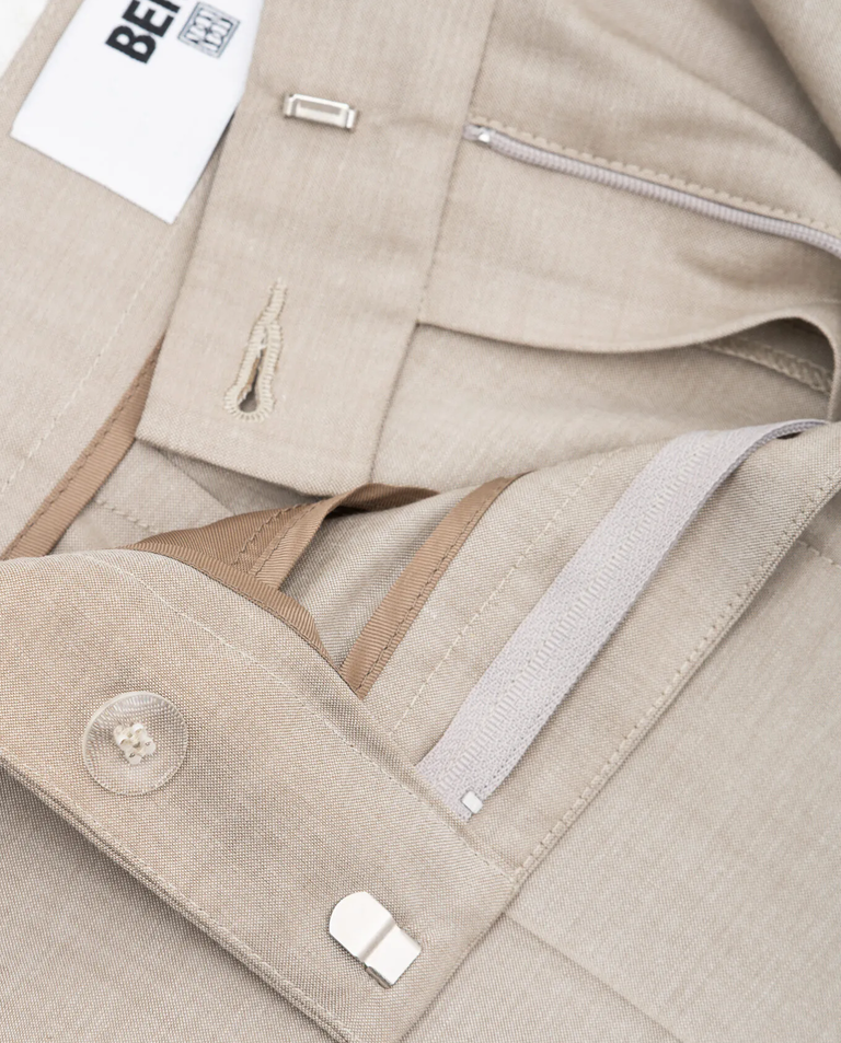 Eleganckie beżowe spodnie - Image #4