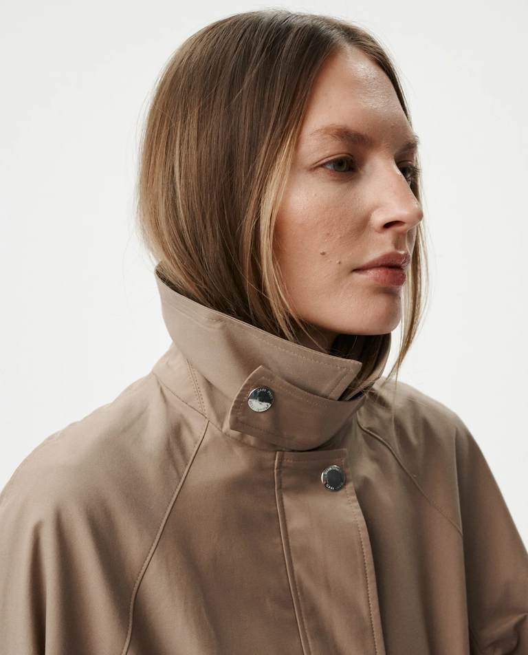 Beżowy trencz Stella - Image #4