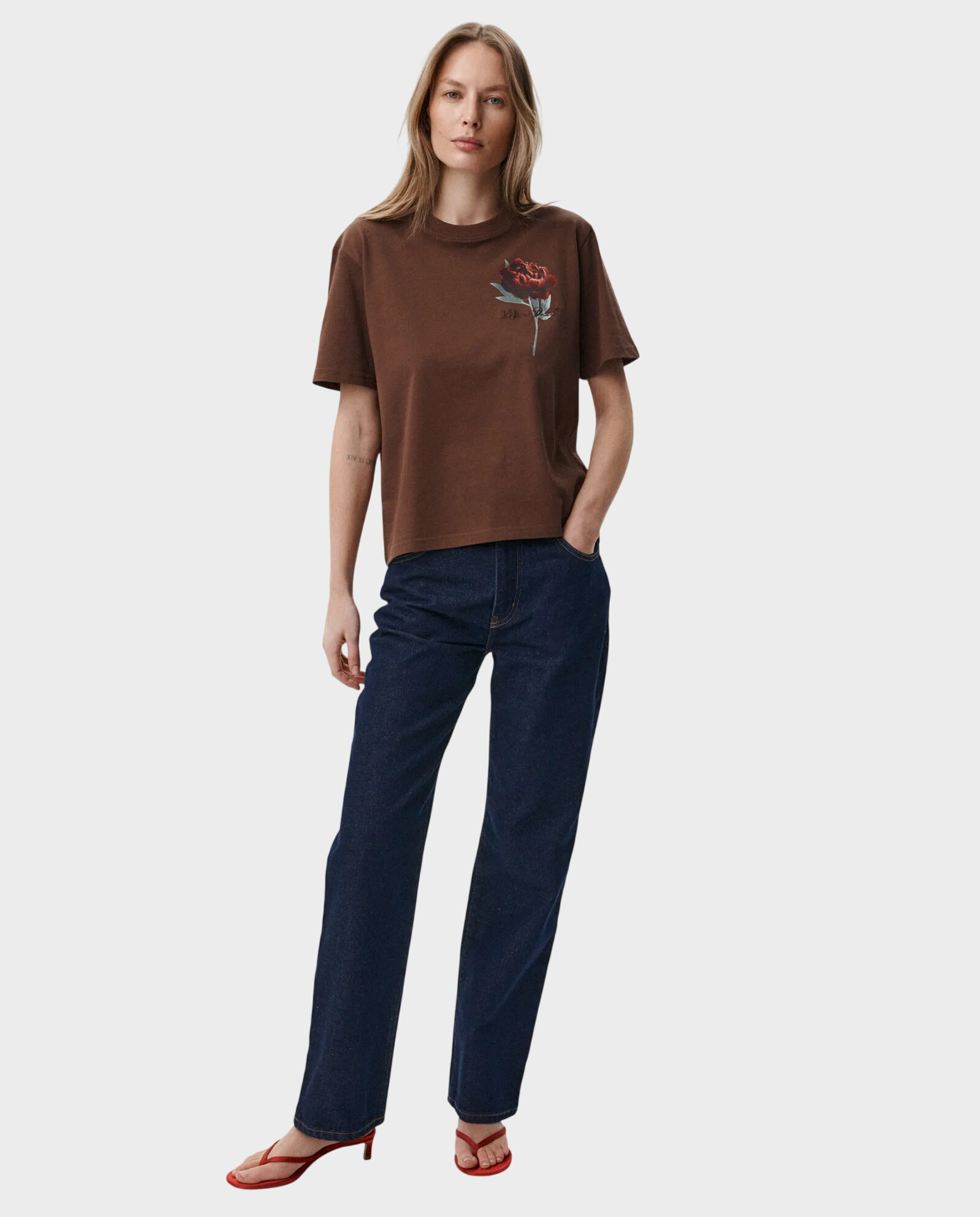 Brązowy t-shirt z nadrukiem Flower - Image #1