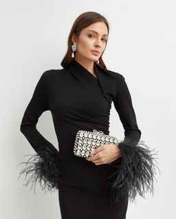 Czarna satynowa kopertówka z kryształkami - Image #1