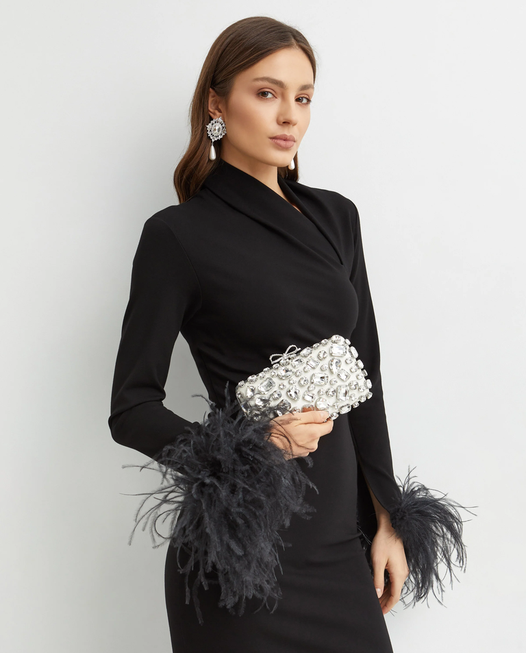 Kremowa kopertówka z kryształkami