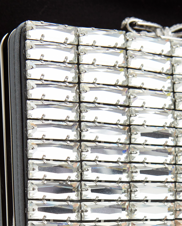 Szara satynowa kopertówka z kryształkami - Image #6