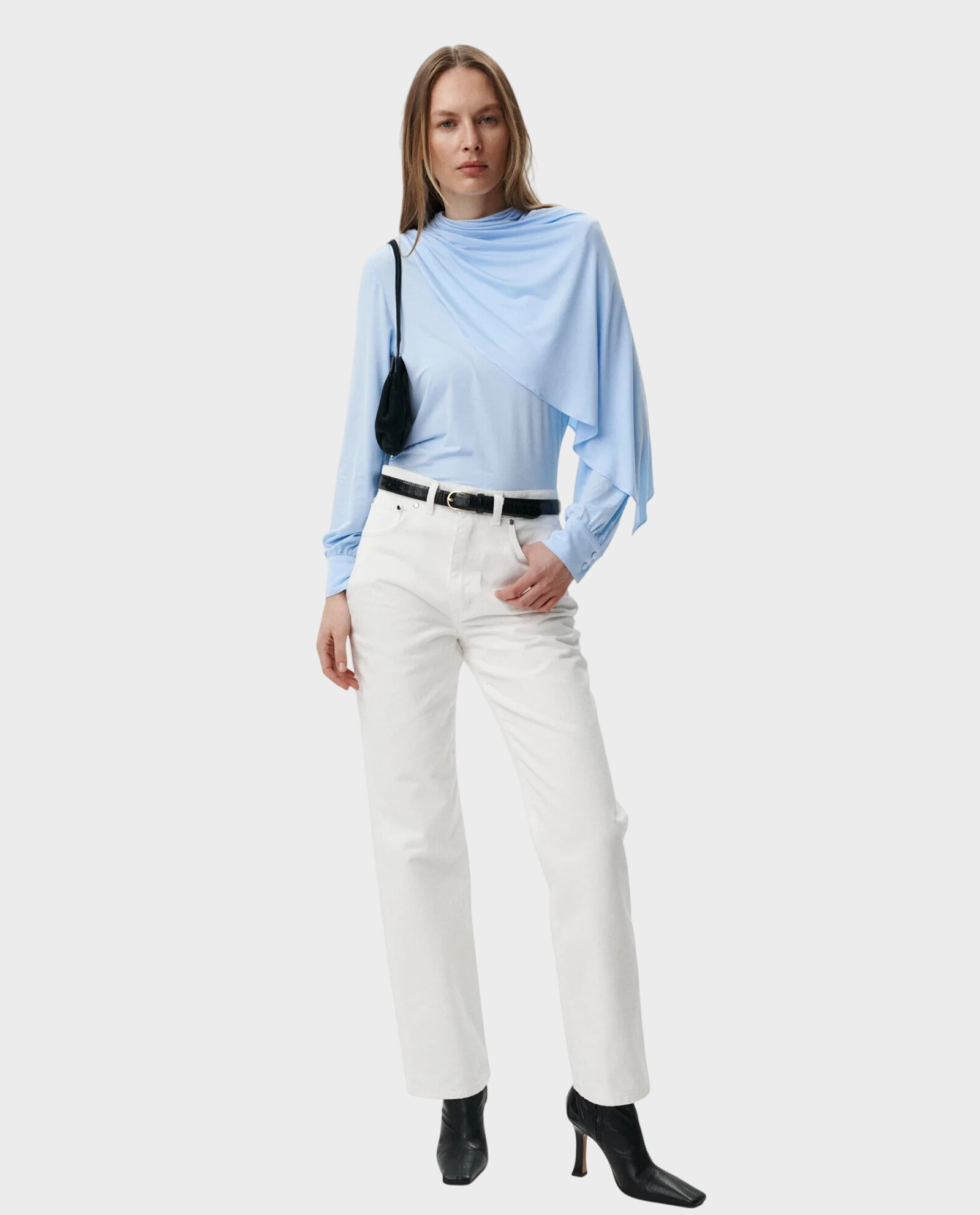 Niebieska bluzka z szarfą Maris - Image #1