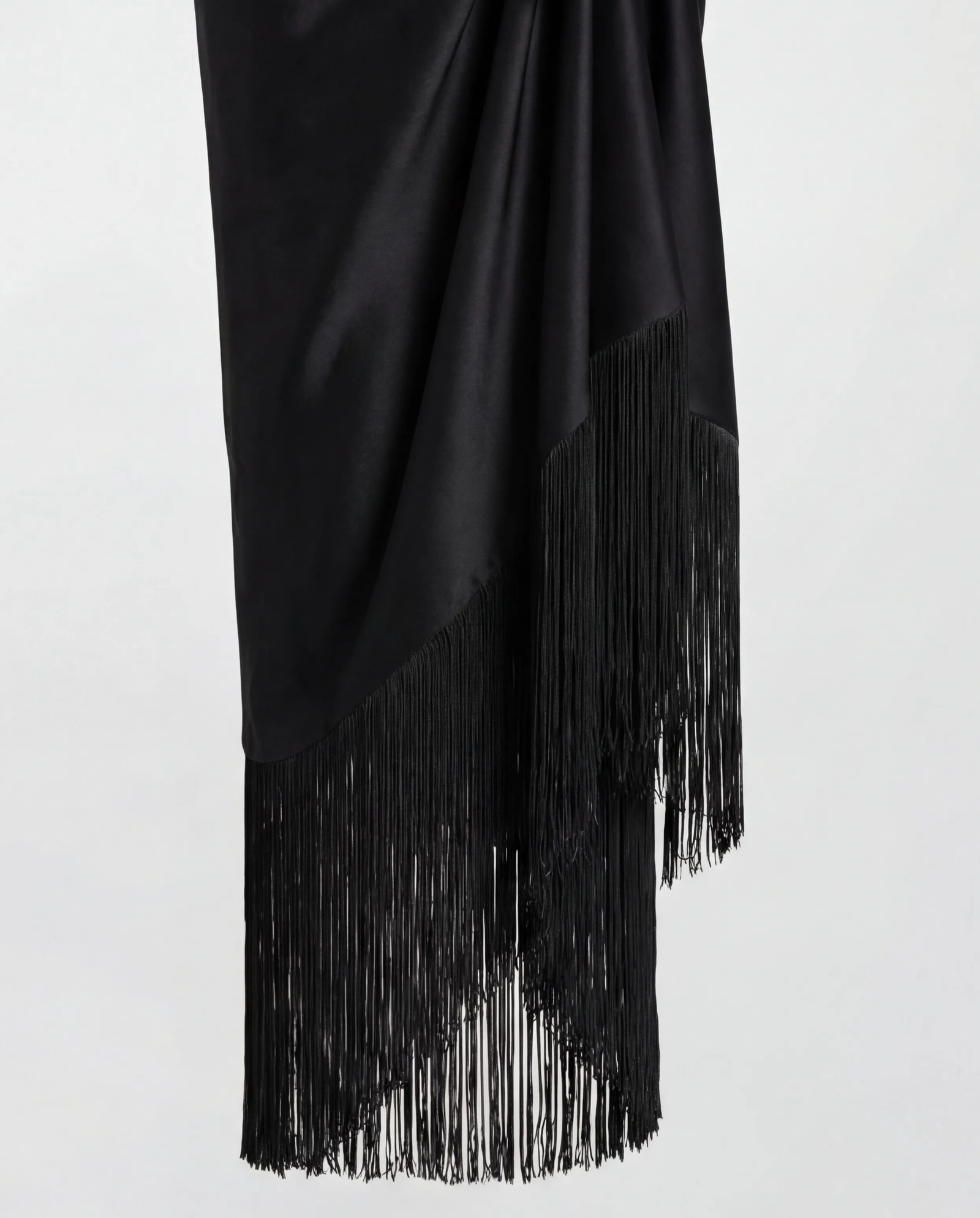 Jedwabny sarong z frędzlami Muse - Image #1