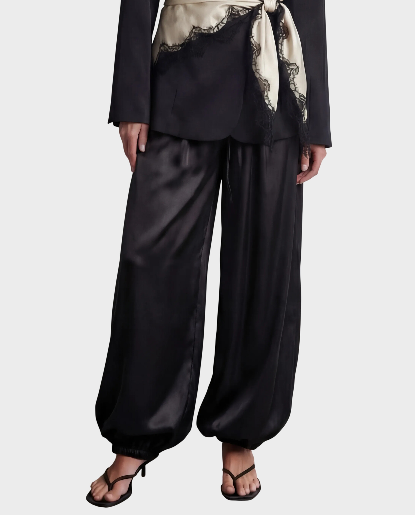 Czarne spodnie z jedwabiu Balloon - Image #0