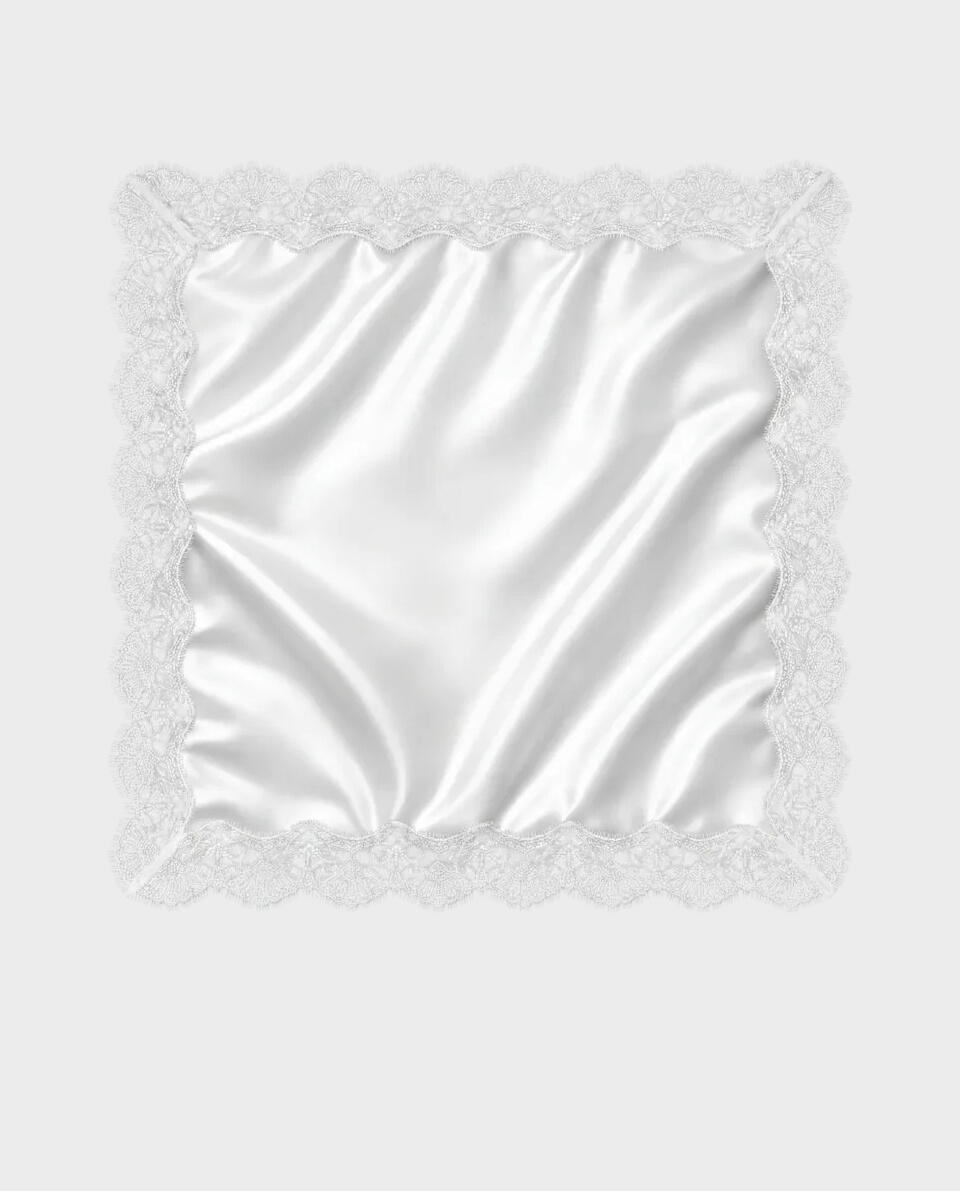 Jedwabna biała apaszka z koronką - Image #0