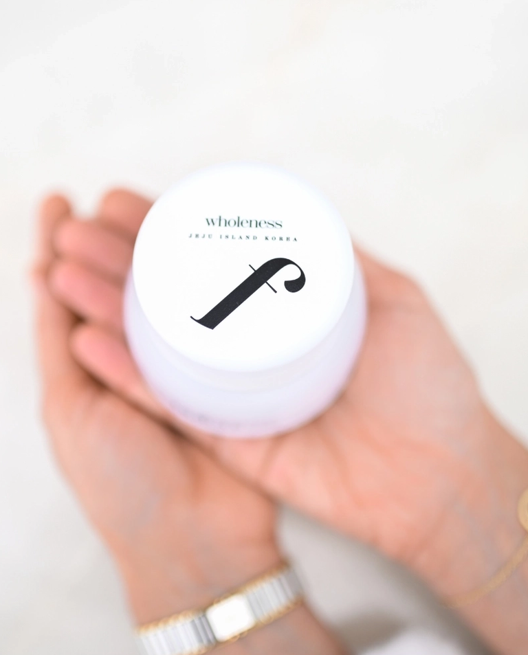 Rozświetlający krem ​​przeciwstarzeniowy Radiant Rejuvenation 50ml - Image #3