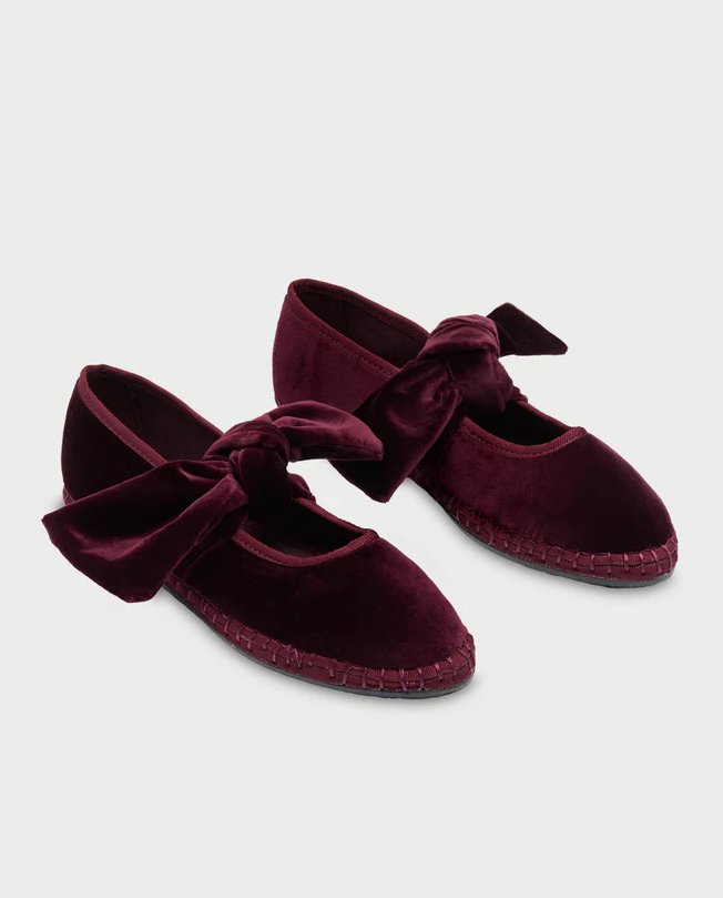 Aksamitne bordowe baleriny z kokardą Lyra Wine