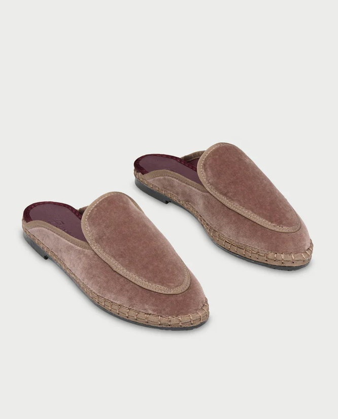 Aksamitne beżowe mule Bruna - Image #1